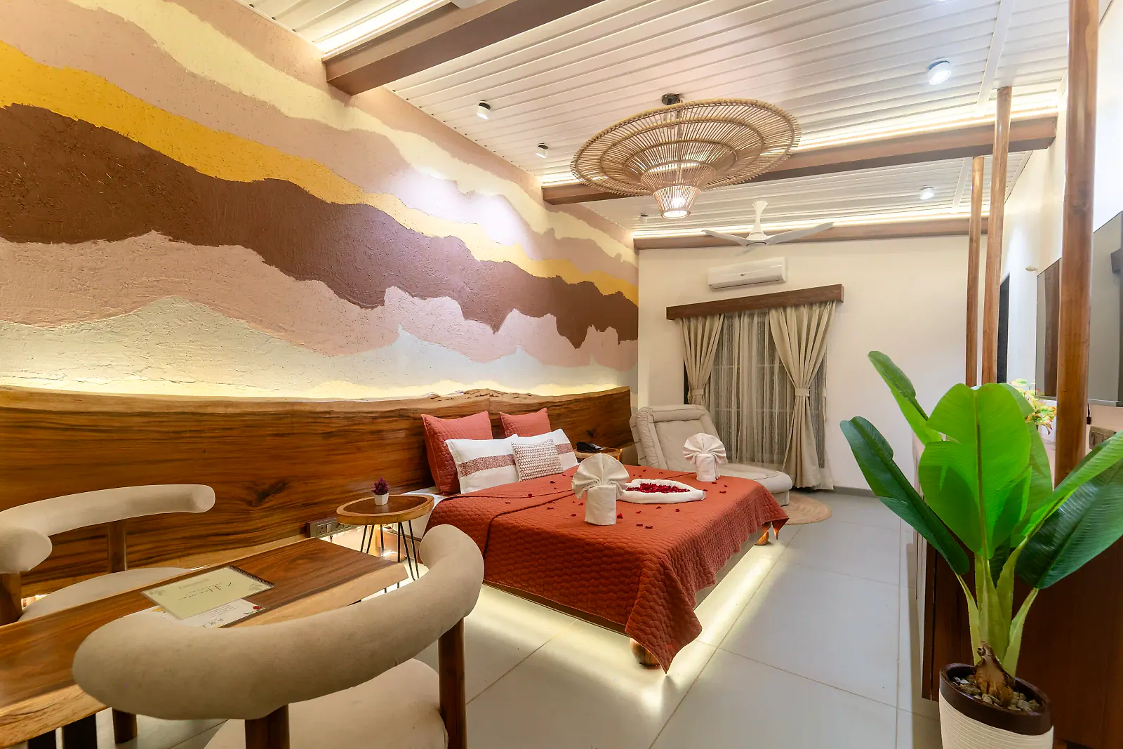 Deluxe Suite bedroom