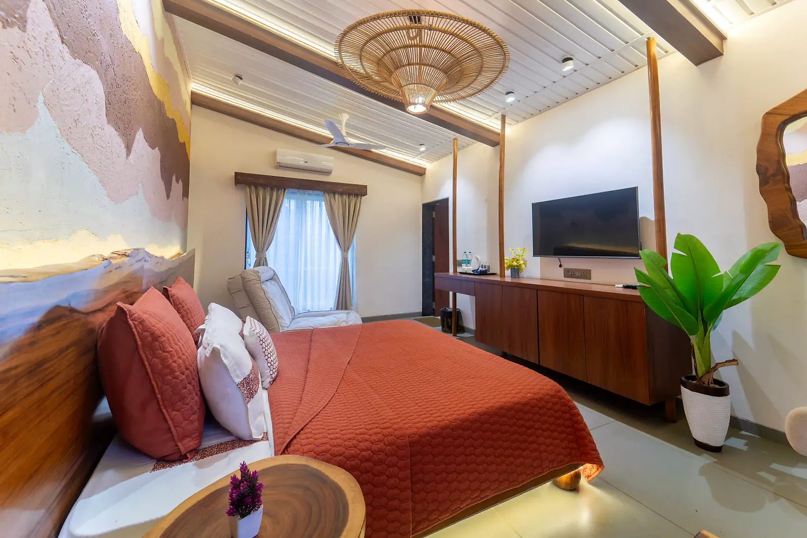 Deluxe Suite exterior ambience